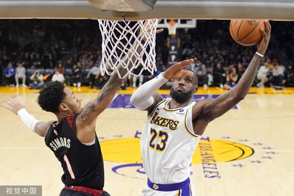 并在全球吸 并在全球吸