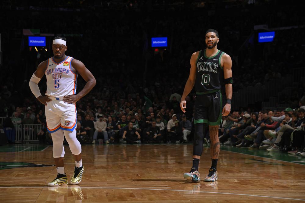 是因为他对 是因为他对